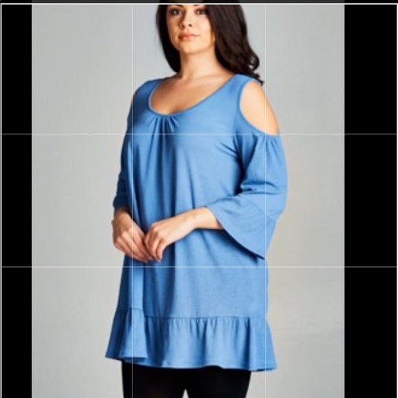 Gorgeous blue cold shoulder tunic! PLUS!! - Picture 1 of 2